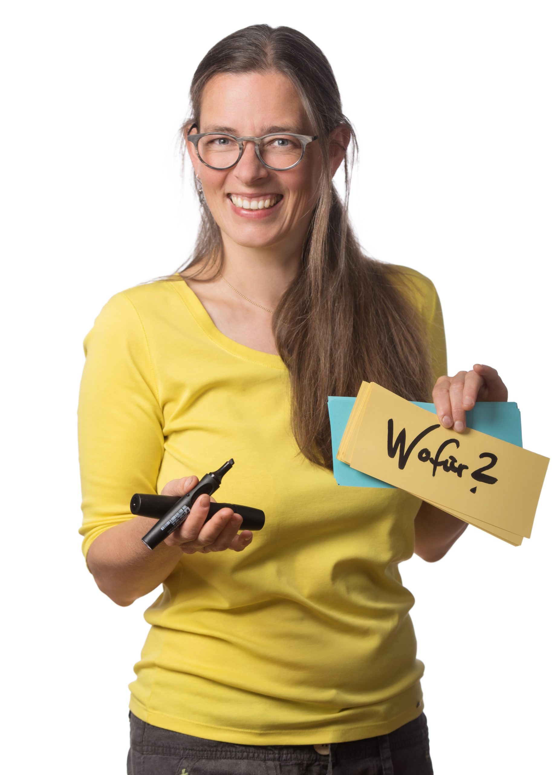 Dipl.-Psych. Claudia Christ bei einem Fachvortrag und Workshop in einem hellen, modernen Seminarraum